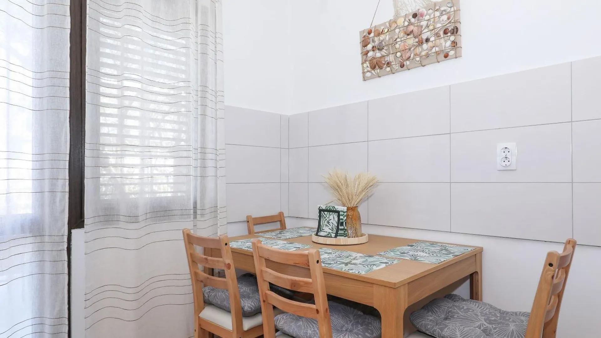 Hibis, No 1 Apartment Starigrad Paklenica